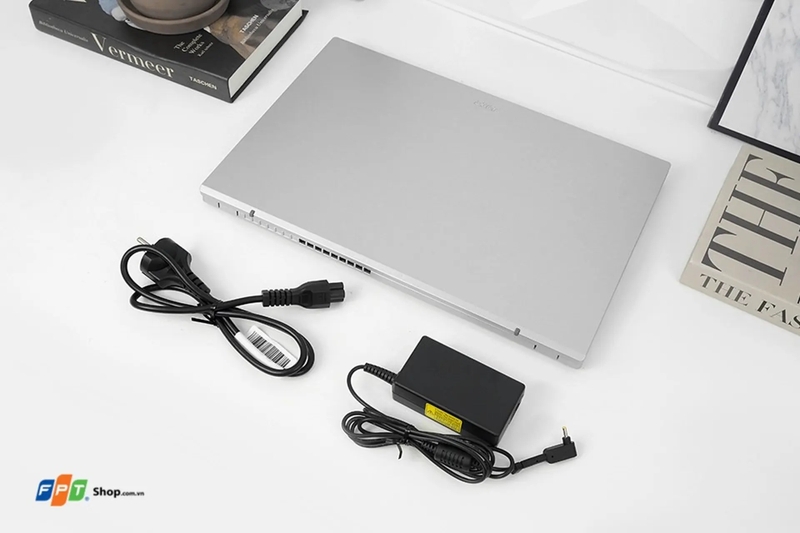 Top 6 laptop cho sinh viên sư phạm 2025 (Hình 6)