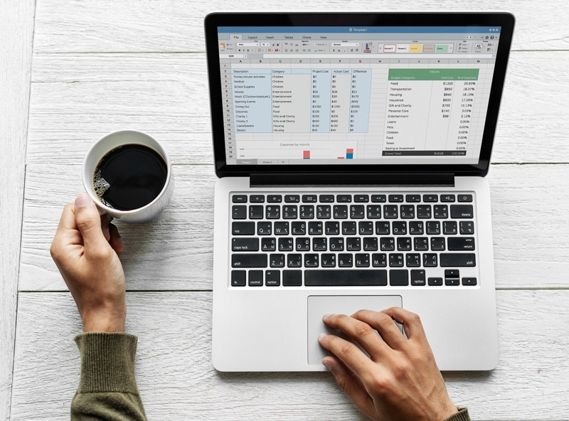 laptop cho sinh viên tài chính ngân hàng 2025 (hình 1)