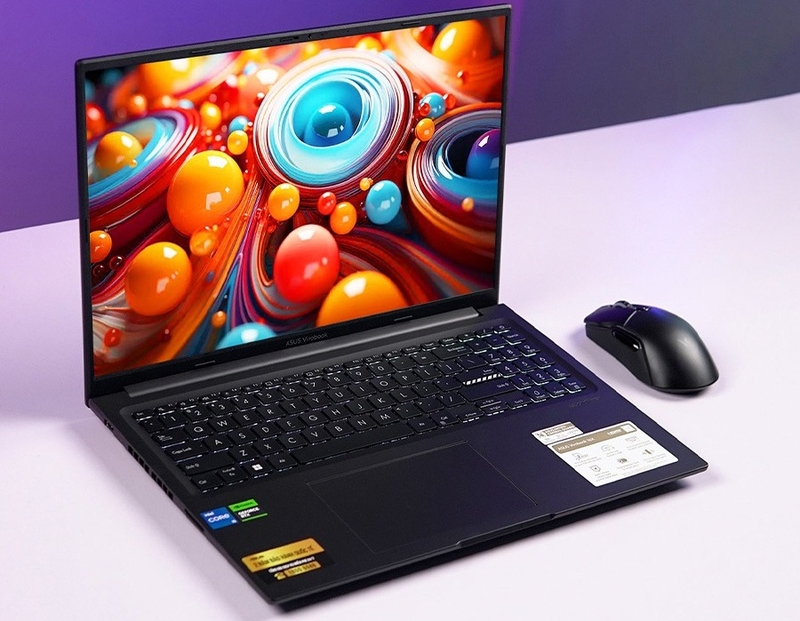 Laptop cho sinh viên truyền thông đa phương tiện 2025 6