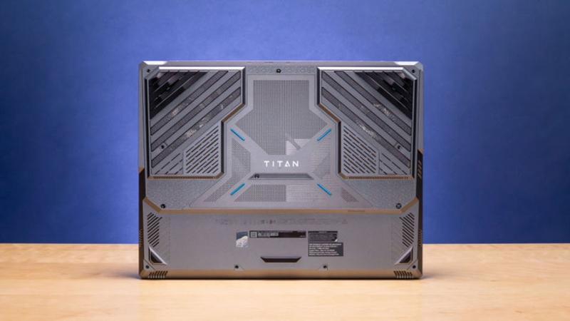 Laptop Core Ultra 9 285HX - 06