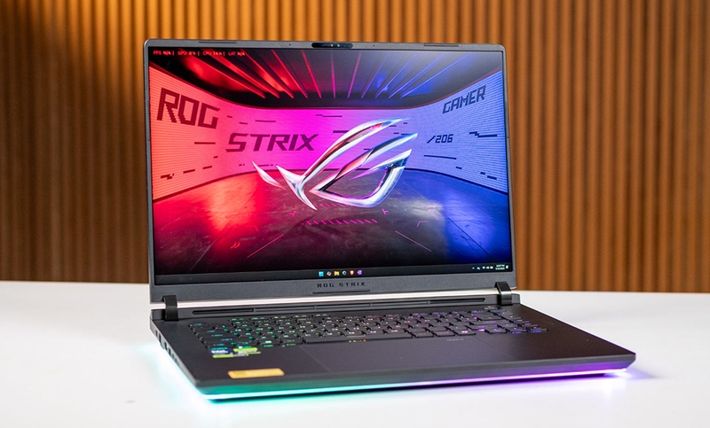 Laptop đắt nhất - 06