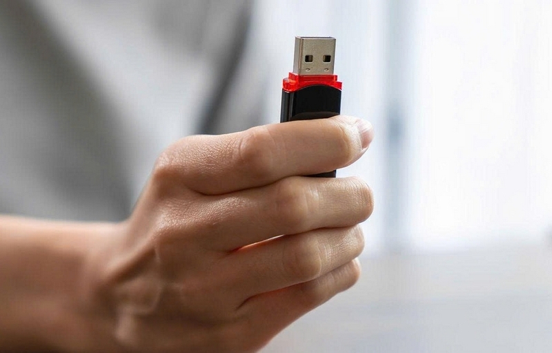 laptop không nhận USB ảnh 2