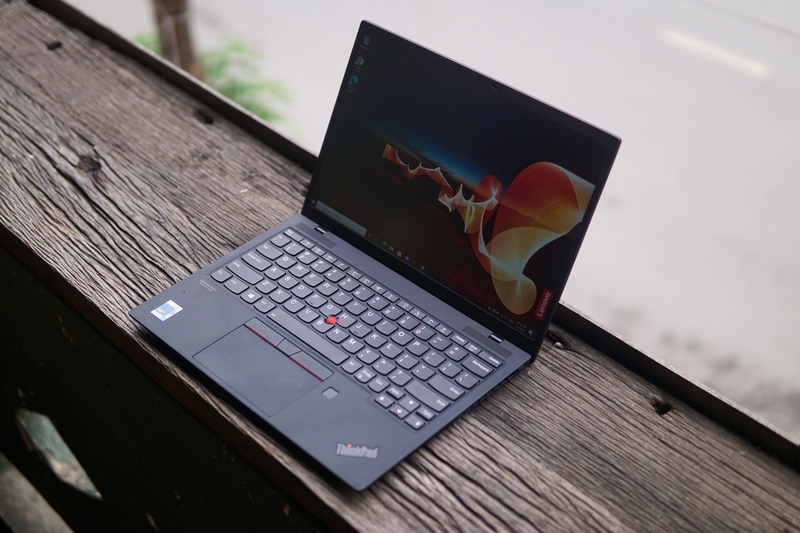 Laptop Lenovo 13 inch - hình 1
