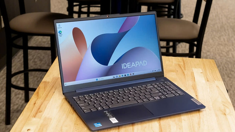 Lựa chọn màn hình có kích thước và chất lượng hiển thị phù hợp