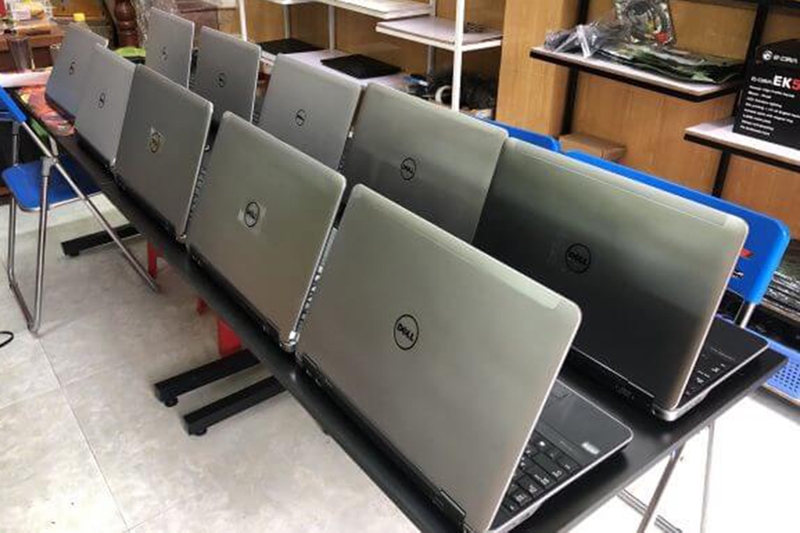 laptop-nhau-khau-co-tot-khong-5.jpg