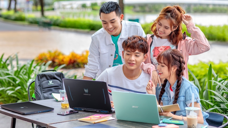 laptop pin trâu cho sinh viên 2025 (hình 1)