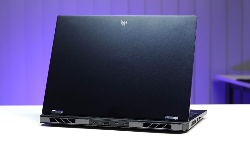 Acer Gaming Predator Helios 16 PH16-72-95ZM