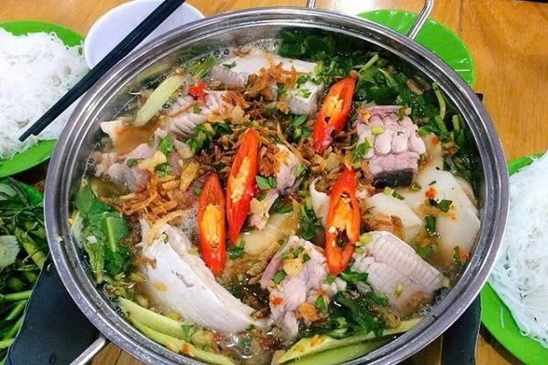 lẩu cá đuối măng chua ảnh 5