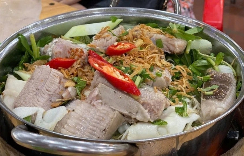 lẩu cá đuối măng chua ảnh 6
