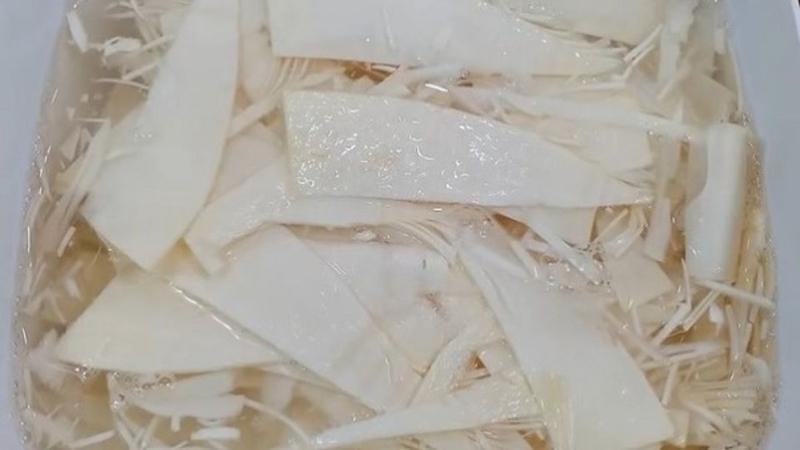 lẩu gà măng chua 3