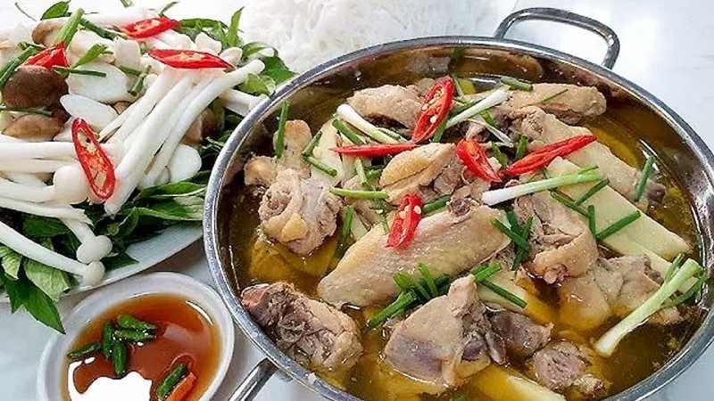 lẩu gà măng chua 6