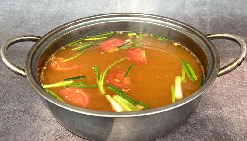 nau nuoc dung lau ghe