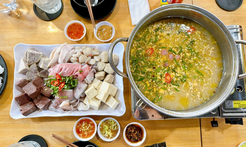 lẩu mực nấu chao 7