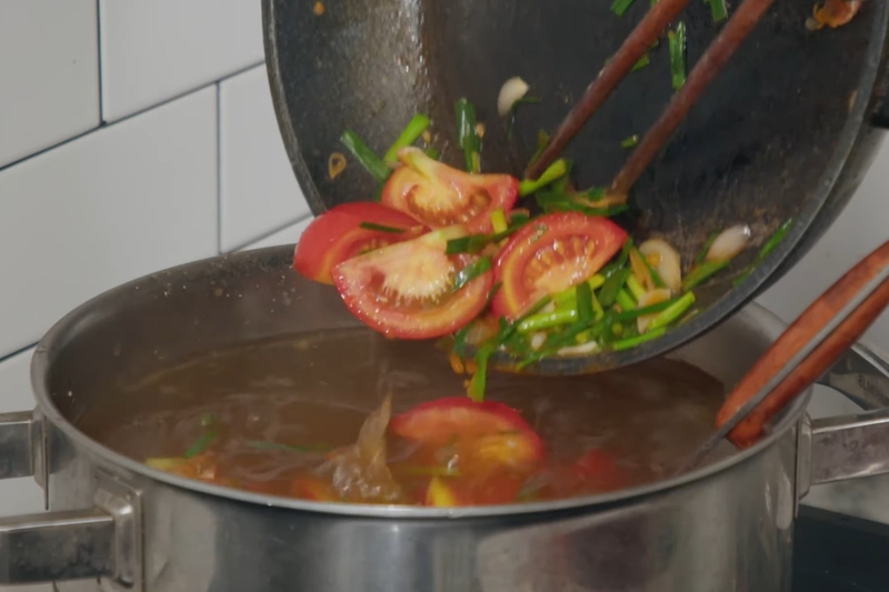 lẩu riêu cua bắp bò sườn sụn​ hình 12