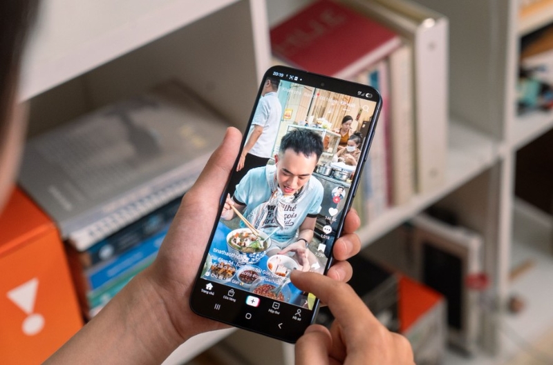 Muốn “lên đời” điện thoại 5G trong thời bão giá? Galaxy A Series 5G có sẵn nhiều lựa chọn hợp lý trên thị trường 9
