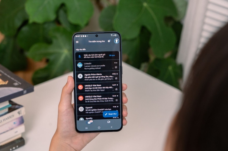 Muốn “lên đời” điện thoại 5G trong thời bão giá? Galaxy A Series 5G có sẵn nhiều lựa chọn hợp lý trên thị trường 16