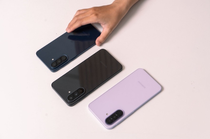 Muốn “lên đời” điện thoại 5G trong thời bão giá? Galaxy A Series 5G có sẵn nhiều lựa chọn hợp lý trên thị trường 18