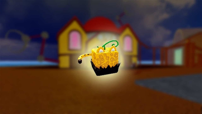 Lệnh random “/E Legendary” để nhận trái ác quỷ hiếm