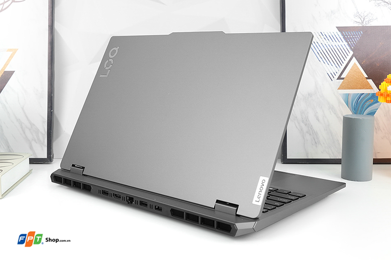 Lenovo LOQ 15IRX9 83DV00UGVN