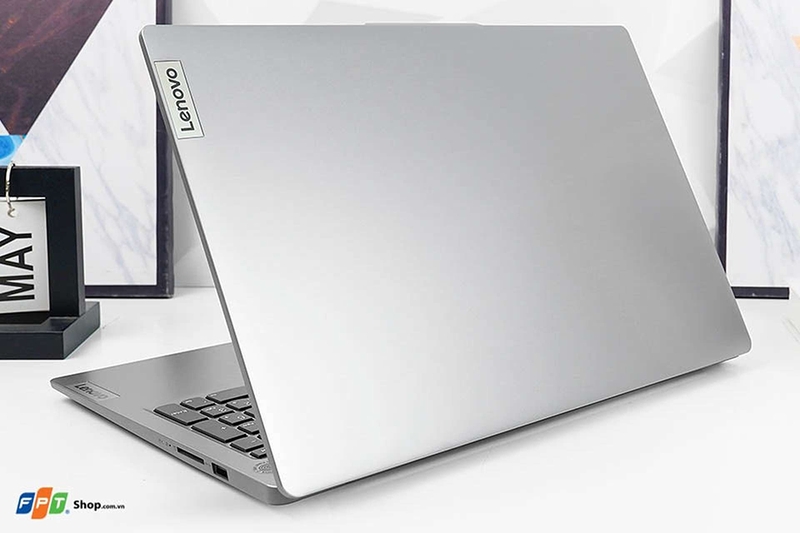 Lenovo Ideapad Slim 3 15ABR8 82XM00EJVN 2