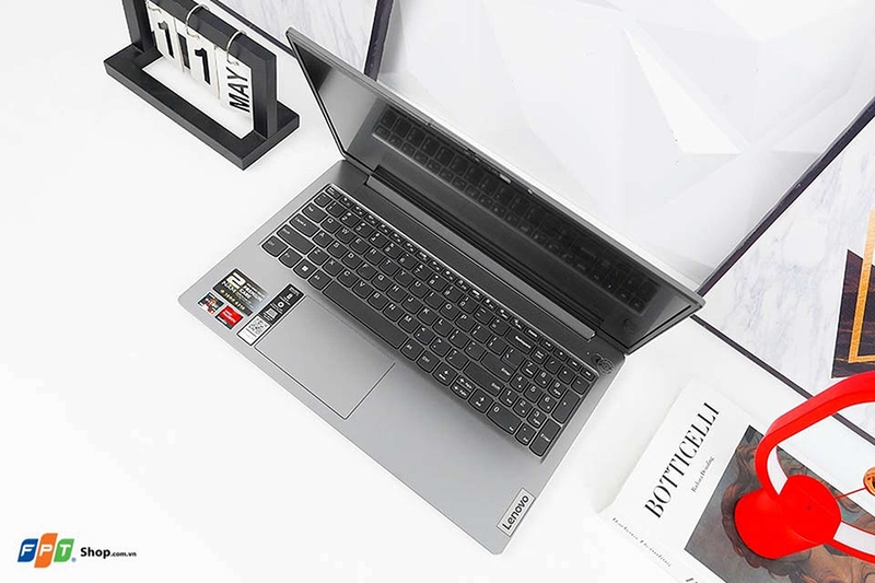 Lenovo Ideapad Slim 3 15ABR8 82XM00EJVN 7