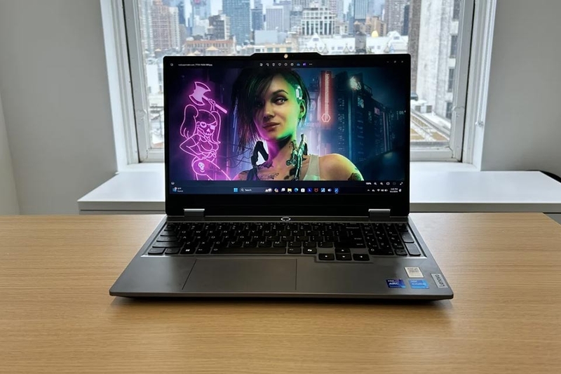 Lenovo LOQ dưới 1 ký - 12