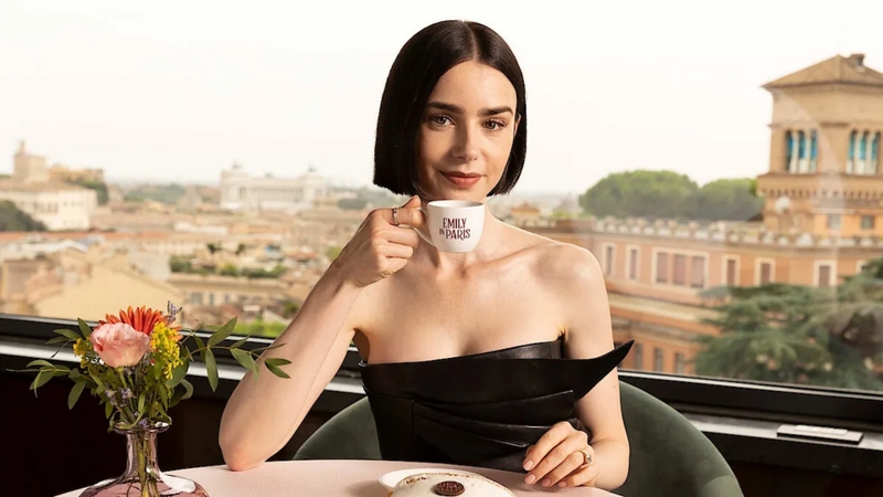 Lily Collins vai Emily Cooper