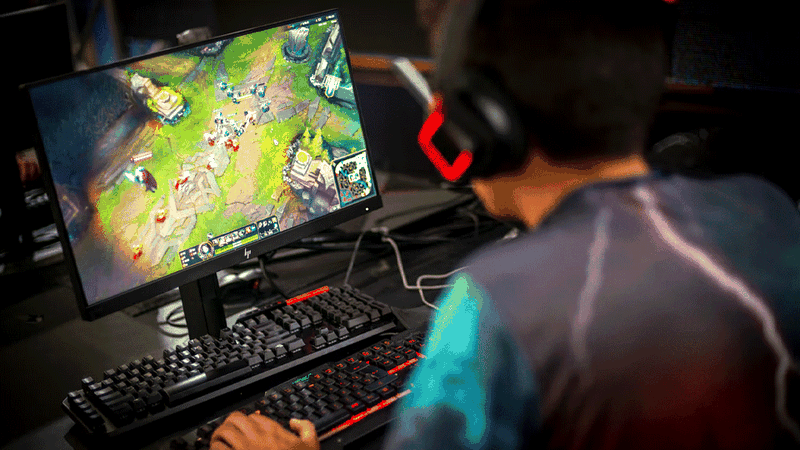 Liên Minh Huyền Thoại là tựa game chiến thuật đấu trường đầy thu hút