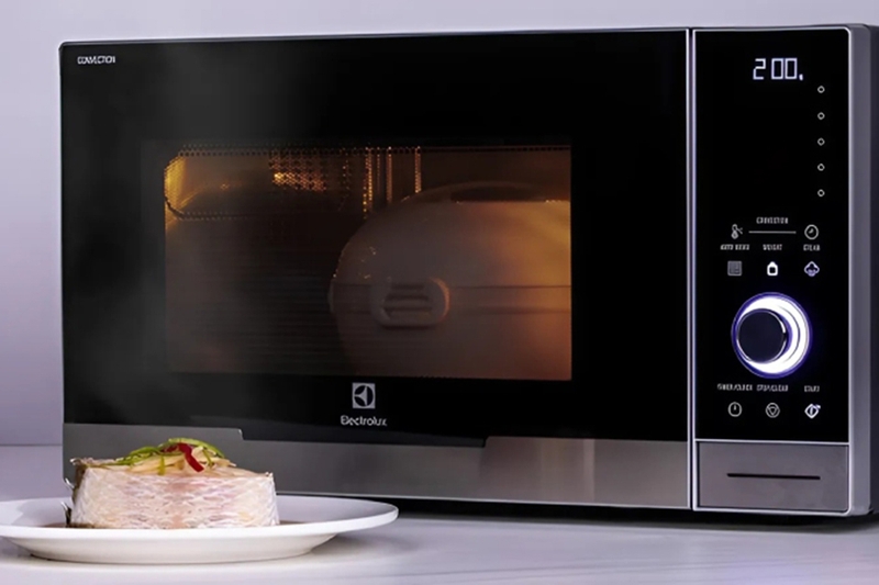 Lò vi sóng Electrolux có tốt không 3