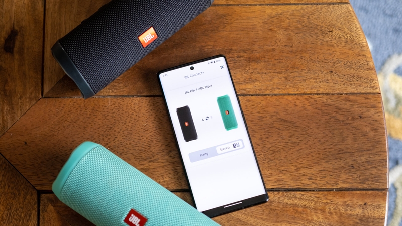 Dễ dàng khuấy động tiệc tùng loa JBL