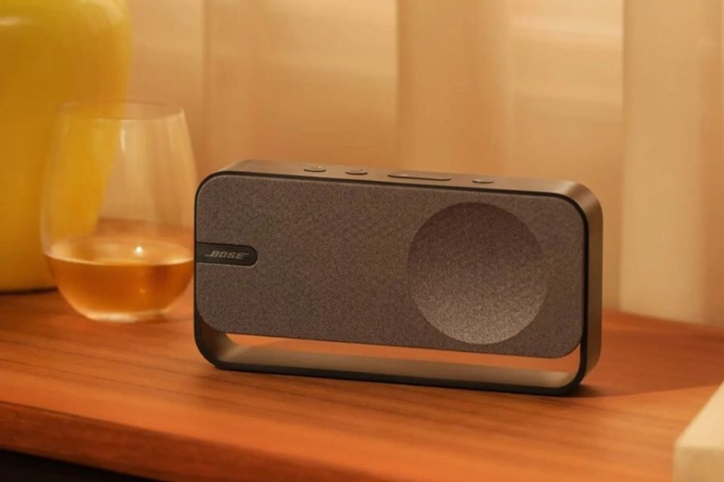 Loa Bluetooth Bose SoundLink Home thời lượng pin lên đến 9 giờ