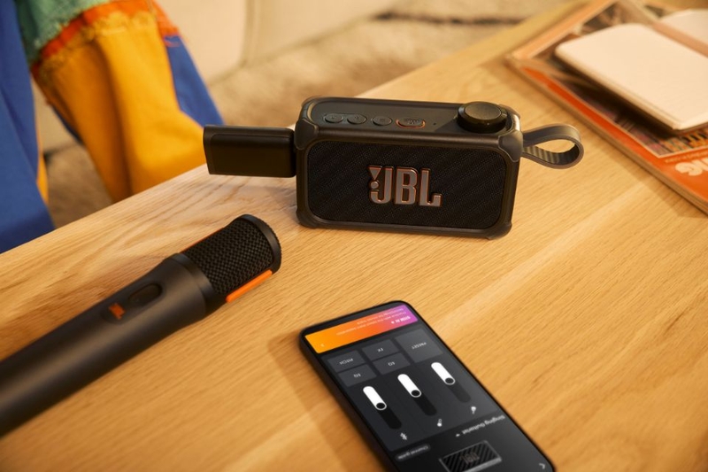 Loa Bluetooth JBL BandBox Solo - Kết nối ghi âm tiện lợi với Audio Interface tích hợp