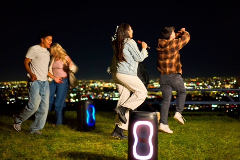 loa-bluetooth-jbl-partybox-130-4.jpg