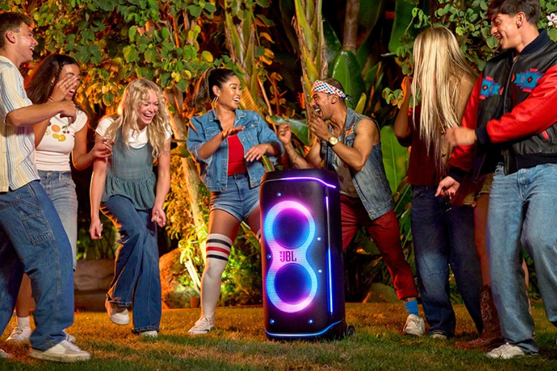 Loa Bluetooth JBL PartyBox 720 1