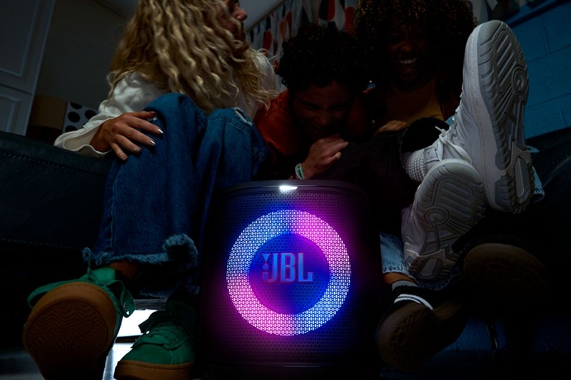 Loa Bluetooth JBL PartyBox Encore Essential 2 hiệu ứng ánh sáng sống động
