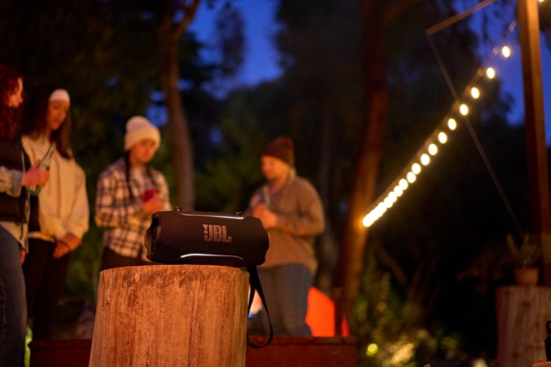 loa-bluetooth-jbl-xtreme-5-4.jpg