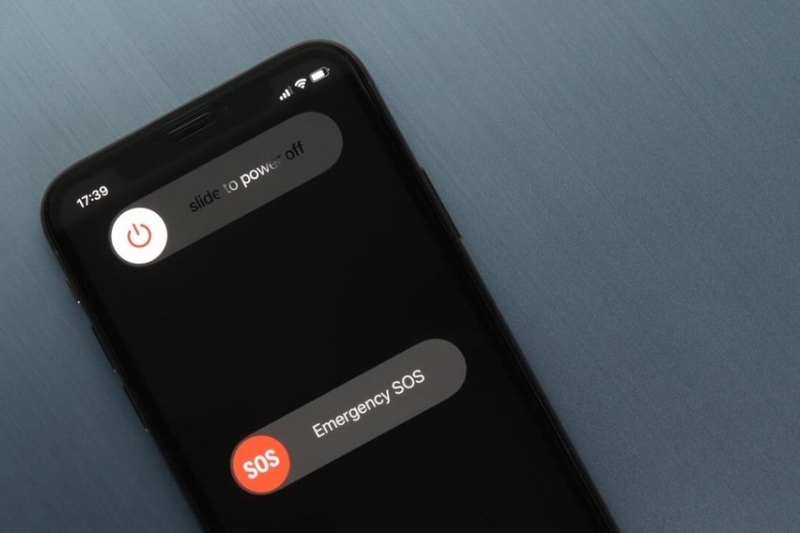 Khởi động lại iPhone 14 Pro Max