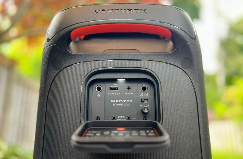 Loa JBL karaoke hay nhất - 04