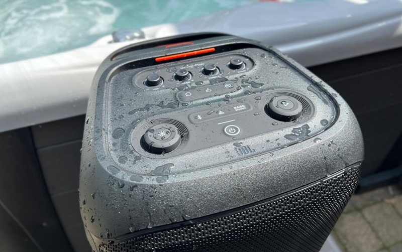 Loa JBL karaoke hay nhất - 06