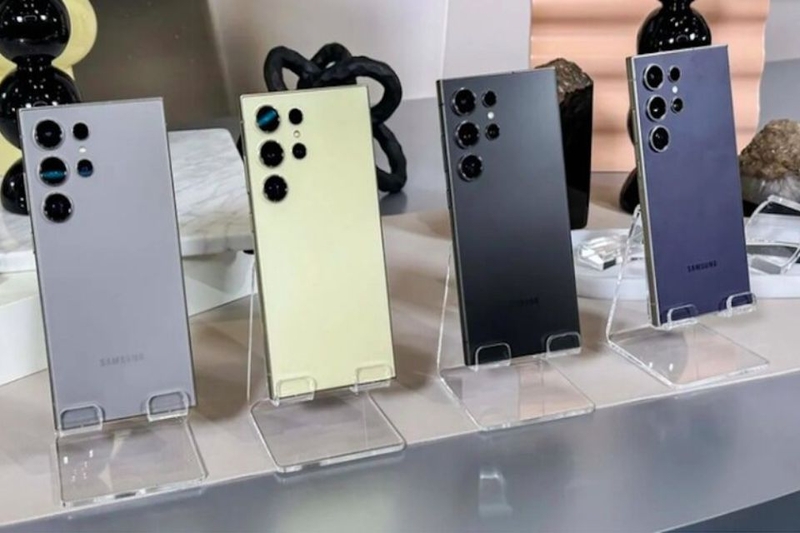 Tổng quan loa kép AKG là gì?