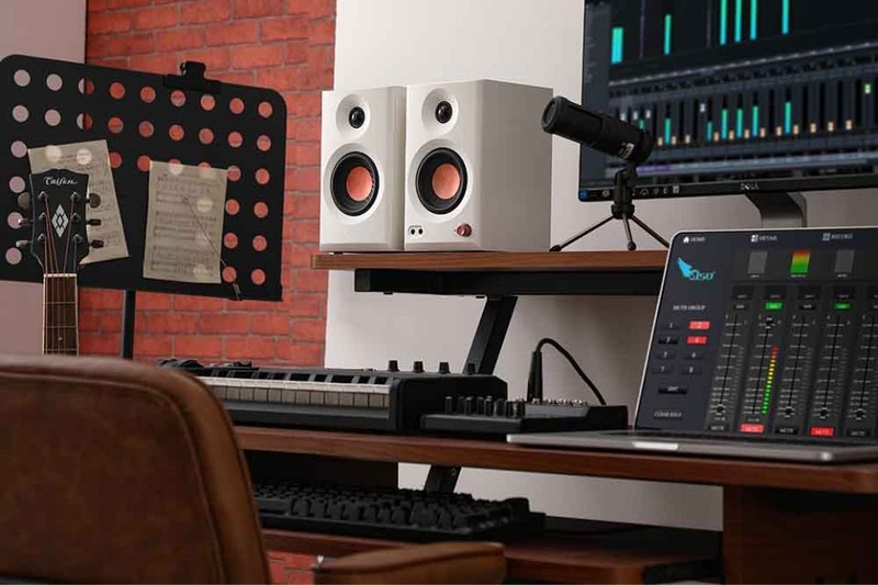 Loa dàn 2.0 Edifier MR3 công suất 36W có độ lớn âm SPL đến 91.5dB