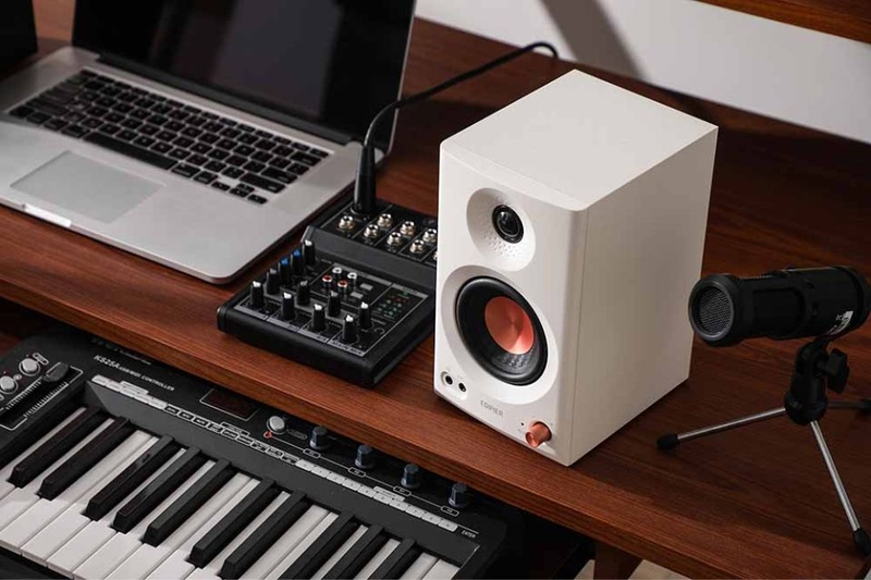 Loa dàn 2.0 Edifier MR3 vỏ loa MDF giảm cộng hưởng và méo tiếng