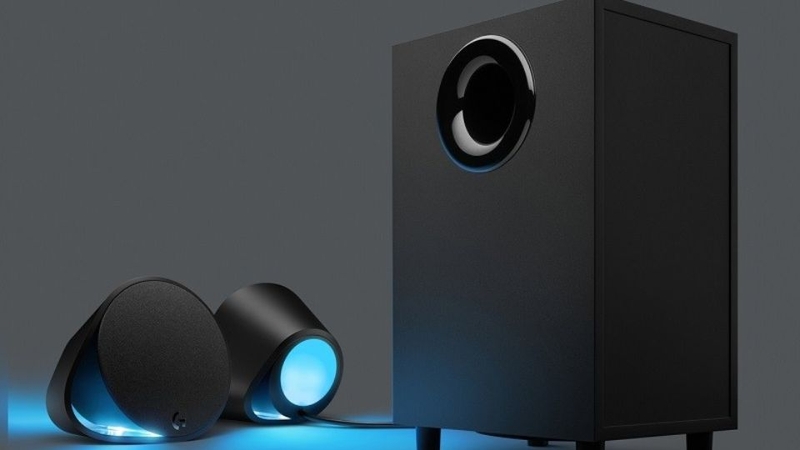 Logitech G560