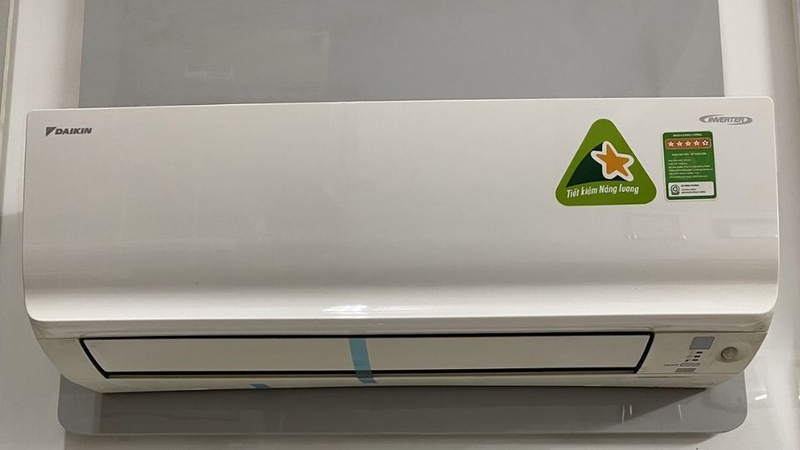 Lỗi E4 điều h&ograve;a Daikin 3