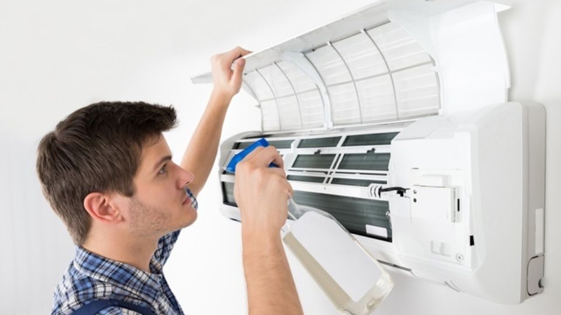 Lỗi&nbsp;E8 điều h&ograve;a Midea 2