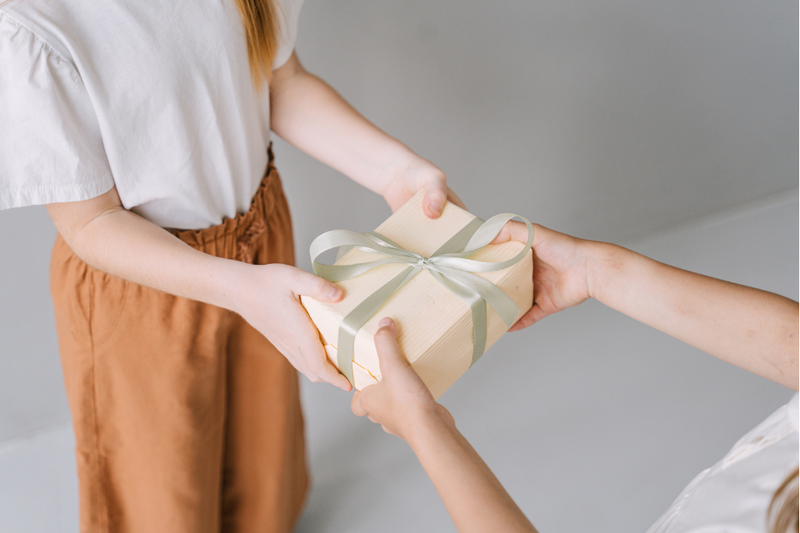 Lời cảm ơn người thân khi được tặng quà sinh nhật