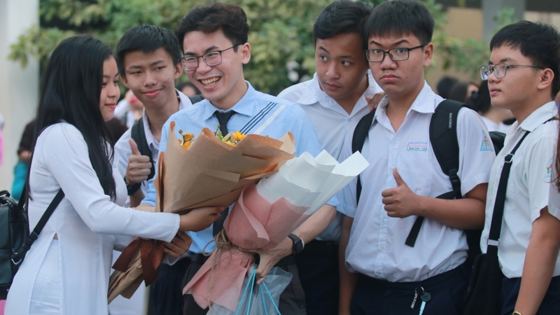 Lời chúc 20/11 cho thầy sâu sắc, ý nghĩa