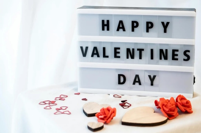 Lời chúc mừng Valentine bằng tiếng Anh và tiếng Việt lãng mạn