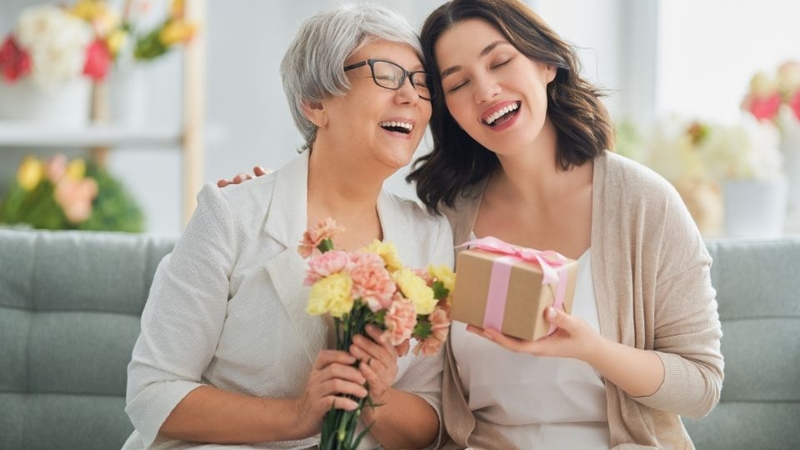 Cách viết lời chúc Ngày của Mẹ “chuẩn chỉnh” và chạm cảm xúc