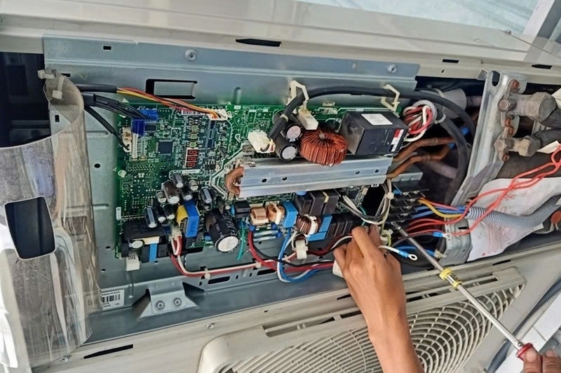 lỗi e0 máy lạnh reetech ảnh 3